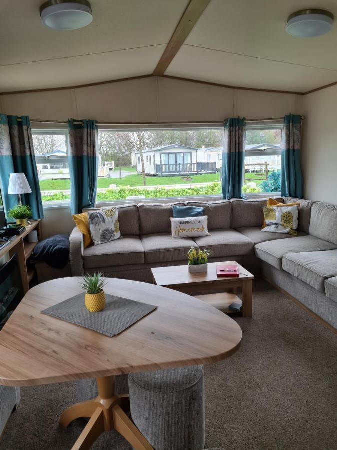 Hot Tub Hols 3 Bed Caravan At 42 Kingfisher Court Tattershall Exterior foto