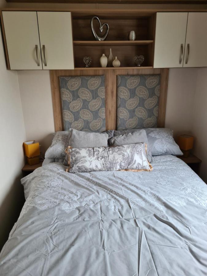 Hot Tub Hols 3 Bed Caravan At 42 Kingfisher Court Tattershall Exterior foto